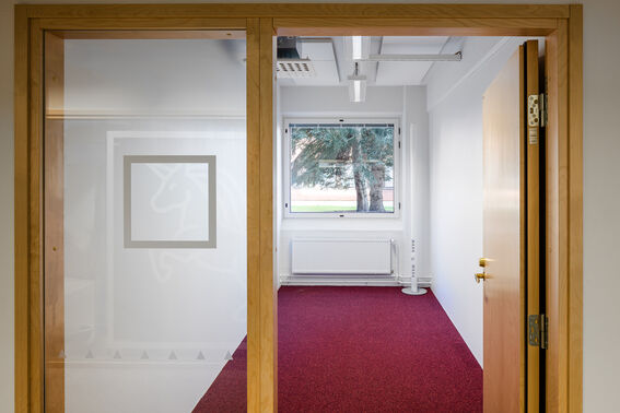 Example of a small leasable office space in startup hub A Grid